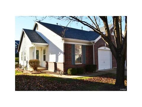 1569 Forest Springs Dr, Ballwin, MO 63021 photo 1