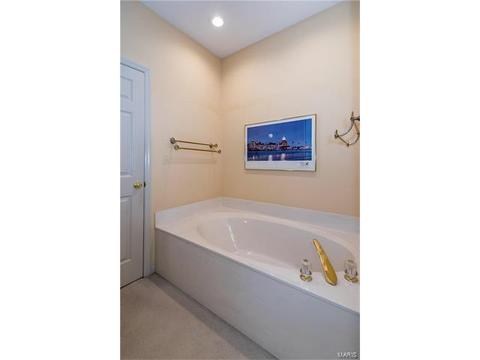 409 Bluff Meadow Dr, Ellisville, MO 63021 photo 40