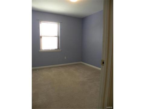 13337 Hiddendale Ln, Ballwin, MO 63021 photo 10