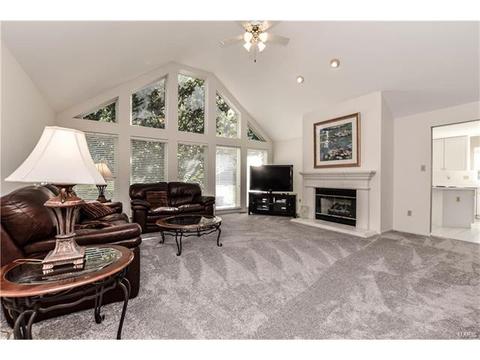 5555 Hennsley Cir, Weldon Spring, MO 63304 photo 19