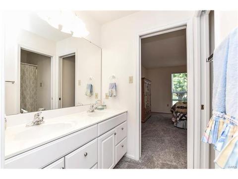 5555 Hennsley Cir, Weldon Spring, MO 63304 photo 29