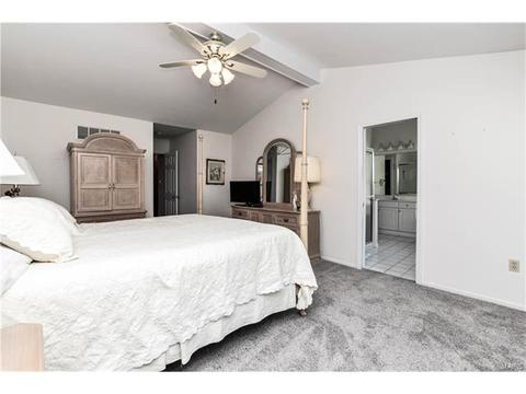 5555 Hennsley Cir, Weldon Spring, MO 63304 photo 23