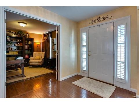 408 Copper Tree Trl, O'fallon, MO 63368 photo 6