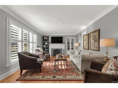 9 Nolan Dr, Saint Louis, MO 63122 photo 2