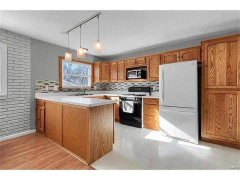 328 Sorrento, Ballwin, MO 63021 photo 10
