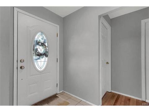 328 Sorrento, Ballwin, MO 63021 photo 4