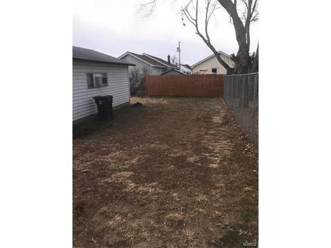 3716 Risch Ave, Saint Louis, MO 63125 photo 14