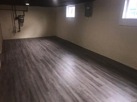 3716 Risch Ave, Saint Louis, MO 63125 photo 9