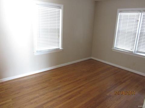 400 Summit Rd, Fenton, MO 63026 photo 4