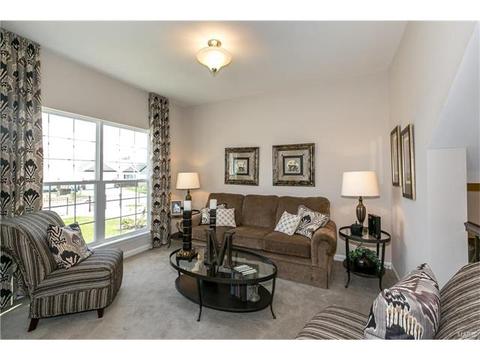 17664 Trailmark Ct, Eureka, MO 63025 photo 2