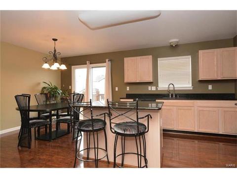 600 Midland Dr, O'fallon, MO 63366 photo 9