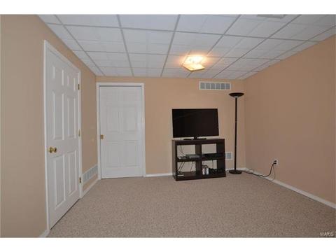 600 Midland Dr, O'fallon, MO 63366 photo 21