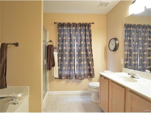 600 Midland Dr, O'fallon, MO 63366 photo 13