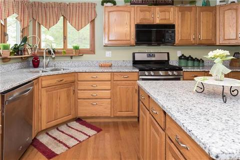 1013 Park Forest Pl, Ellisville, MO 63021 photo 9