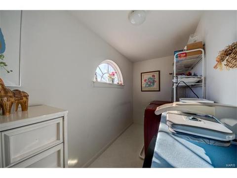 915 Midpoint Dr, O'fallon, MO 63366 photo 29