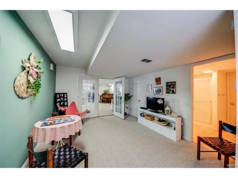 915 Midpoint Dr, O'fallon, MO 63366 photo 21
