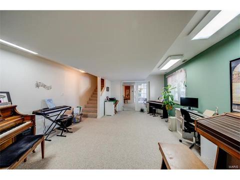 915 Midpoint Dr, O'fallon, MO 63366 photo 19