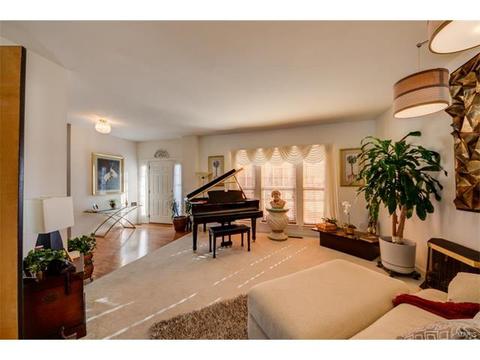 915 Midpoint Dr, O'fallon, MO 63366 photo 3