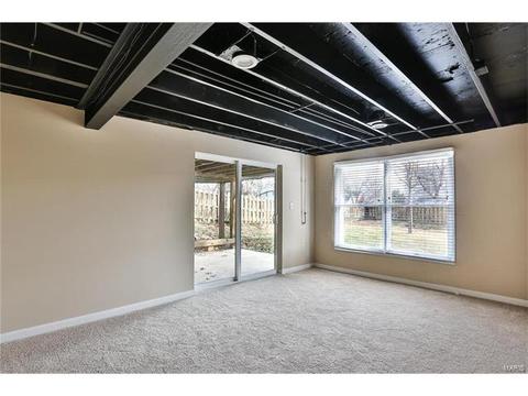 674 Dougherty Estates Dr, Ballwin, MO 63021 photo 24