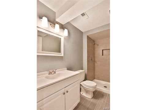 674 Dougherty Estates Dr, Ballwin, MO 63021 photo 25