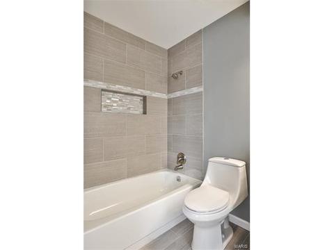 674 Dougherty Estates Dr, Ballwin, MO 63021 photo 14