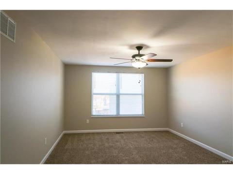 1235 Saddlemaker Ct, Saint Charles, MO 63304 photo 14