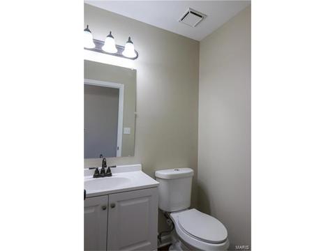 1235 Saddlemaker Ct, Saint Charles, MO 63304 photo 11