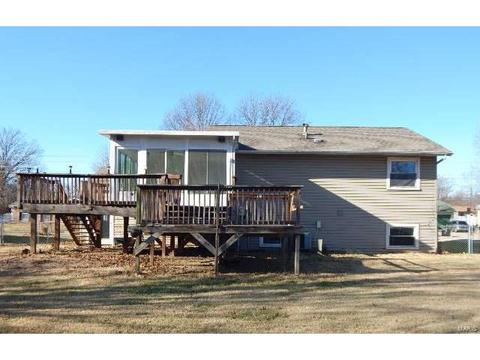 702 Eastbrook Ln, O'fallon, MO 63366 photo 2