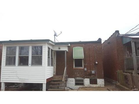 3823 S Compton Ave, Saint Louis, MO 63118 photo 3