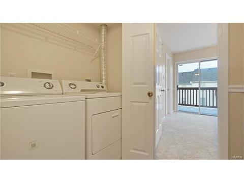 1609 Forest Springs Ln #D, Ballwin, MO 63021 photo 17