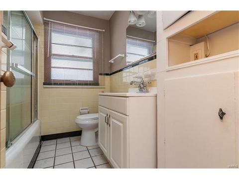 603 Ballman Ave, Saint Louis, MO 63135 photo 8