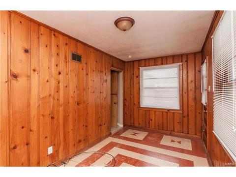 603 Ballman Ave, Saint Louis, MO 63135 photo 13