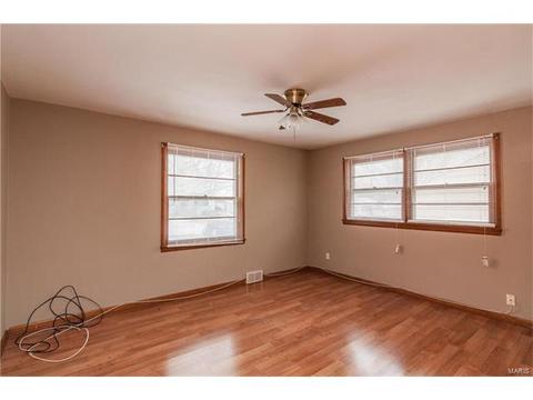 603 Ballman Ave, Saint Louis, MO 63135 photo 5