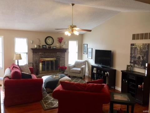424 Tumulty Dr, Ballwin, MO 63021 photo 4