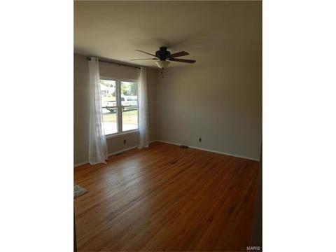 326 Hagemeister Dr, Eureka, MO 63025 photo 5