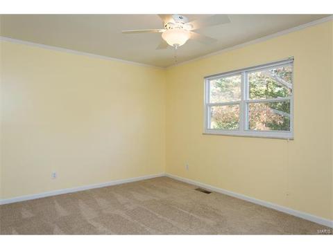 623 Oak Path Dr, Ballwin, MO 63011 photo 17
