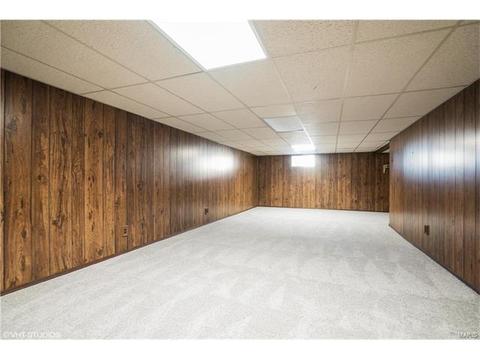 121 Timka Dr, Ballwin, MO 63011 photo 11