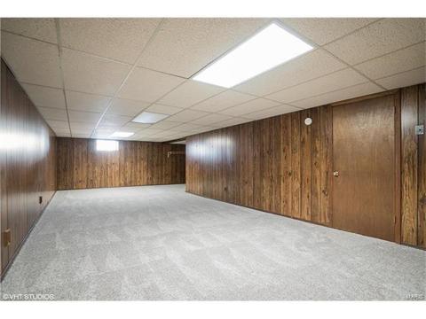 121 Timka Dr, Ballwin, MO 63011 photo 13
