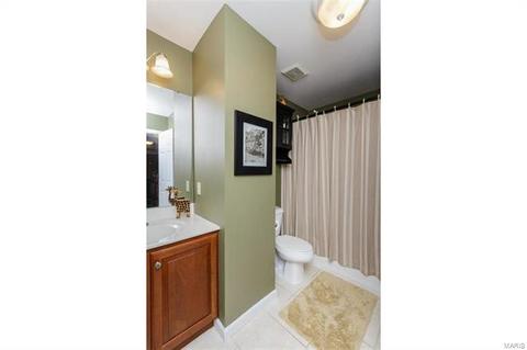 1022 Kiefer Ridge Dr, Ballwin, MO 63021 photo 37