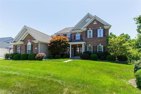 1022 Kiefer Ridge Dr, Ballwin, MO 63021 photo 2