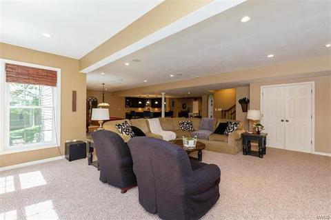 1022 Kiefer Ridge Dr, Ballwin, MO 63021 photo 49