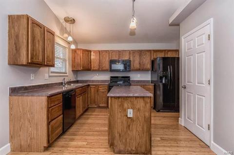 155 Rightfield Dr, O'fallon, MO 63366 photo 9