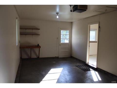 518 Spring Meadows Dr, Manchester, MO 63011 photo 14