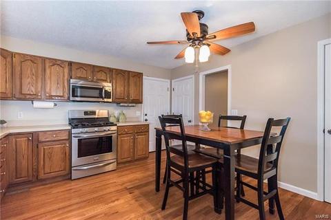 25 S Lang Dr, O'fallon, MO 63366 photo 3