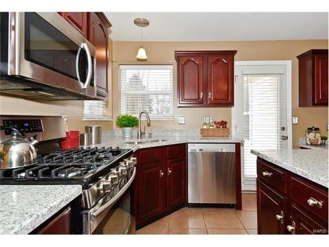 1409 Snowbird Ln, O'fallon, MO 63366 photo 9