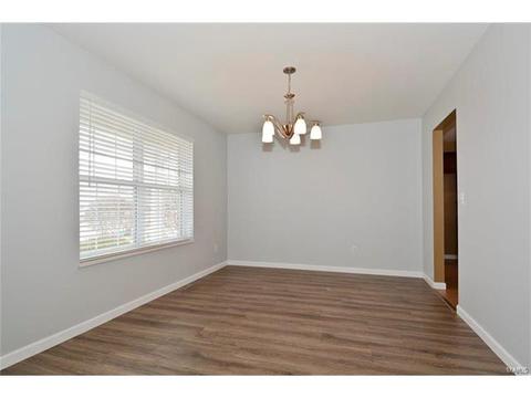 1409 Snowbird Ln, O'fallon, MO 63366 photo 6