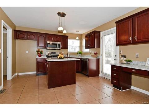1409 Snowbird Ln, O'fallon, MO 63366 photo 8