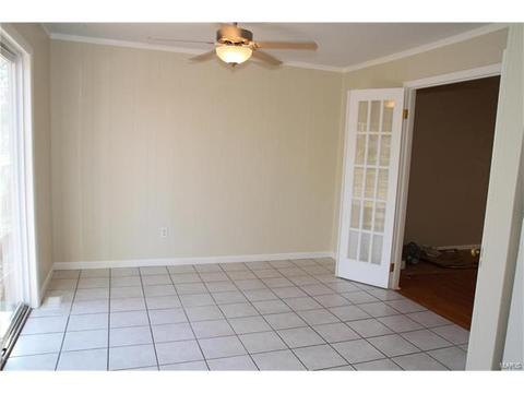 40 N Kern Dr, O'fallon, MO 63366 photo 7