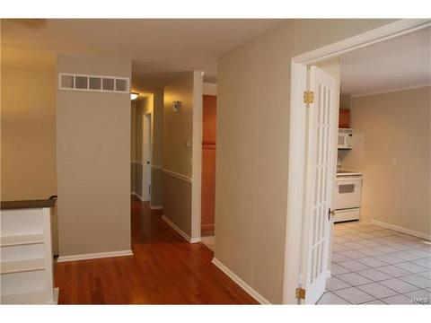 40 N Kern Dr, O'fallon, MO 63366 photo 3