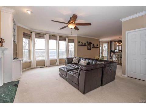 836 Legends View Dr, Eureka, MO 63025 photo 9
